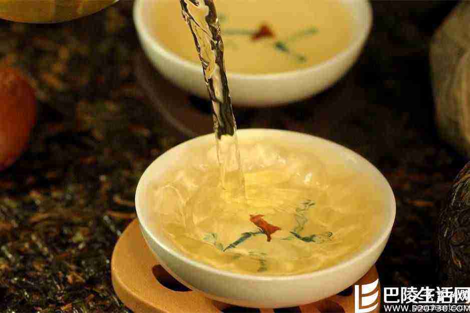 详解普洱茶生茶和熟茶的区别 普洱茶功效有哪些?