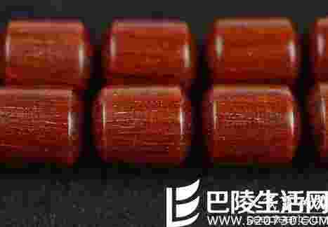 小叶紫檀保养的介绍  小叶紫檀怎么盘?