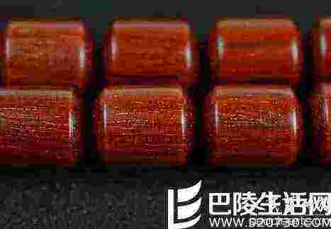 小叶紫檀保养的介绍  小叶紫檀怎么盘?