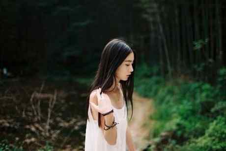 魅力的非主流女生伤感图片